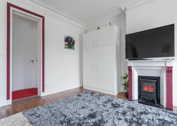 Montmartre Apartman *