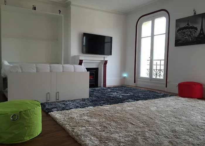 Montmartre Apartman *