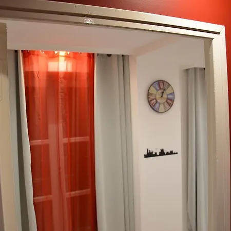 Montmartre Apartamento *